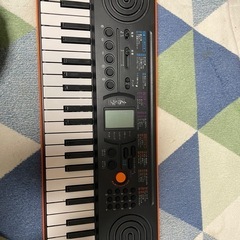 電子ピアノ