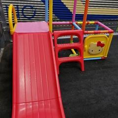 【配達無料】[引取半額]幼児用ジャングルジム　キティちゃん顔