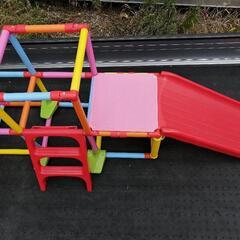 【配達無料】[引取半額]幼児用ジャングルジム　キティちゃん顔の画像