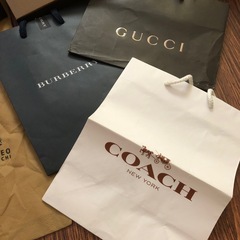ブランド品空き箱・紙袋の画像