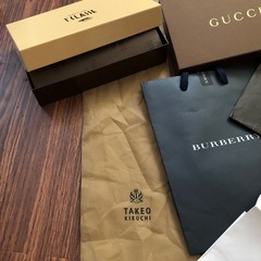 ブランド品空き箱・紙袋の画像
