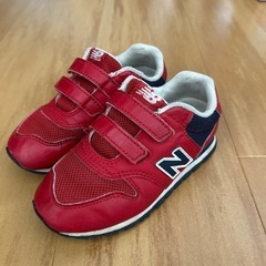 ニューバランス　16cm　