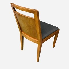 椅子　背もたれ付き　木/レザー製　無垢材の画像