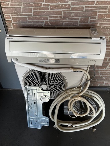 【中古】10畳用　 インバータ冷暖房除湿タイプ　ルームエアコン CS-J284C-W