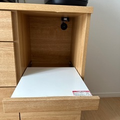 ニトリ　キッチンボード　収納ありの画像