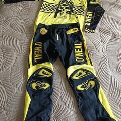 中古モトクロスウェア 各500で