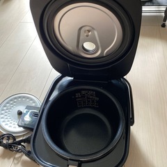 ⭐︎アイリスオーヤマ3合炊き炊飯器⭐︎の画像