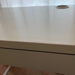 IKEA  MICKEミッケ　デスク、ホワイト73×50㎝の画像