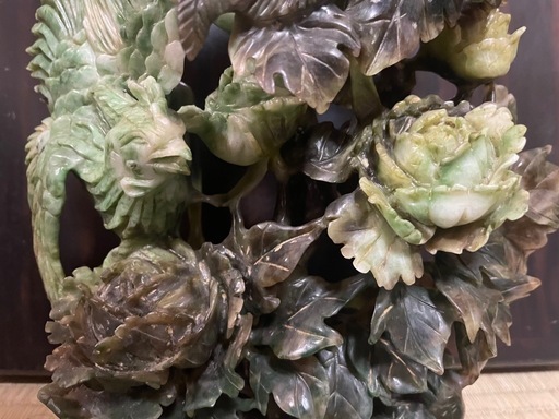 中国美術 唐物 翡翠 玉石製 花鳥彫刻花瓶形置物 唐木台 高さ約38㎝