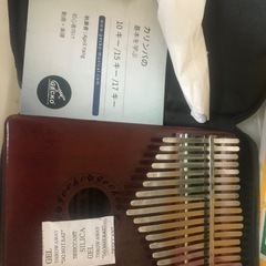 楽器　カリンバ　