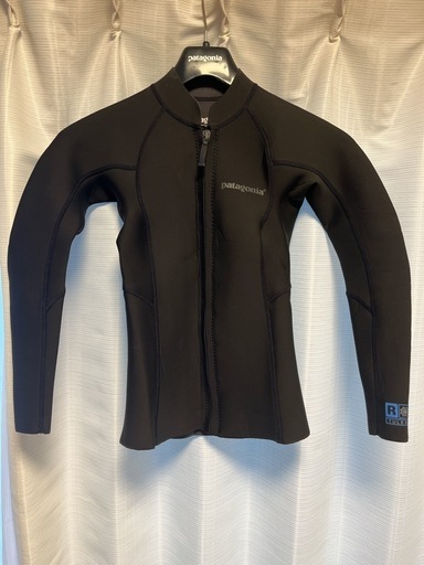 patagonia タッパー