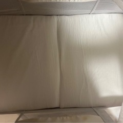 移動できる　ベビーベッド　　定価1.2万　美品の画像