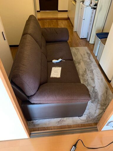 ソファー（三人）