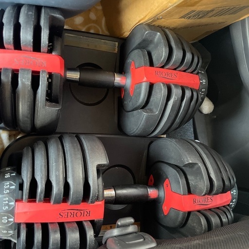 可変式ダンベル2.5~24kg諸事情うによりメルカリにて出品し直し中…すみ