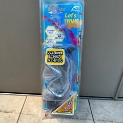 【新品未開封品‼️】シュノーケル＆水中メガネセット シュノーケリ...