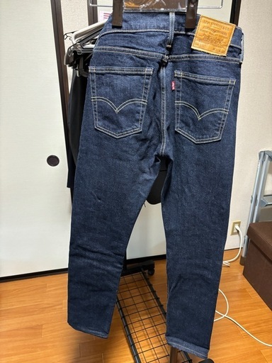 リーバイス2点とユニクロ2点