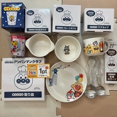 決まりました
【新品未使用】アンパンマンクラブ食器セット　