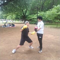 8月ミット打ちやりましょう - スポーツ