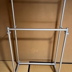 ハンガーラック