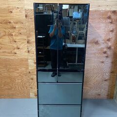 日立 HITACHI ノンフロン冷凍冷蔵庫 R-WX5600G (X) 2017年製 283札幌発