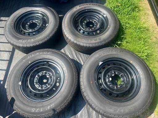 ハイエース200系(新車外し)純正タイヤ＆ホイール