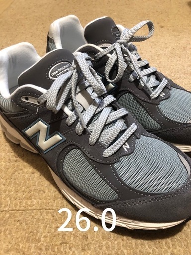 お値下げ中　スニーカー　ニューバランス　2000R