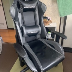 ゲーミングチェア