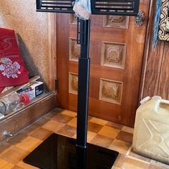 テレビスタンド ほぼ未使用