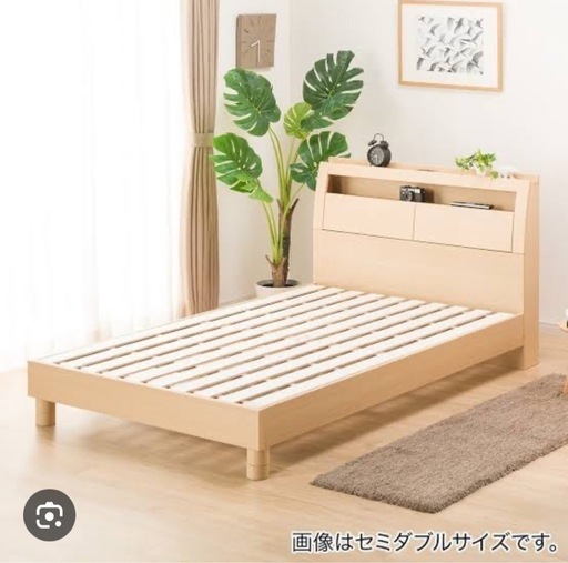 ダブルベットフレームとマットレス