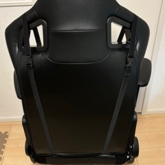 ゲーミングチェアの画像