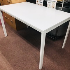 ⭐️激安⭐️IKEA メルトルプ　テーブル　