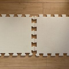 赤ちゃん用転倒防止ジョイントマットの画像