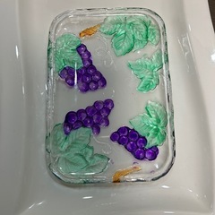 ガラス　　ぶどう柄カップの画像