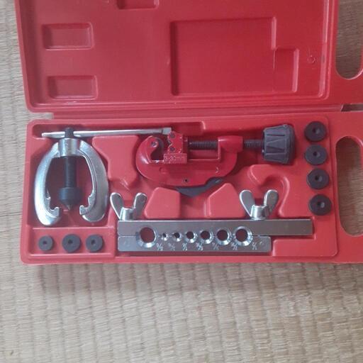フレア加工工具