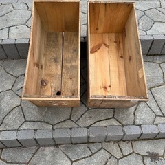 【値下げ】DIYやリメイクなどで！りんご箱２箱セット（残り４箱あ...