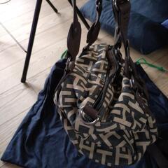 【値下げしました】トミーフィルフィガーのバッグの画像