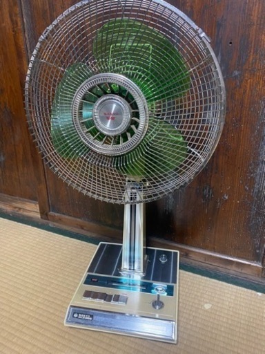 昭和の扇風機。レア物⁉️