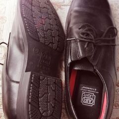 高級メンズ靴【未使用】6H🥰定価13,200円→5,000円🌹最終価格1,500円値下げ済み🎉狙い目❤️新品未使用で半額🤩💞メンズ用😍6H💞今現在でも通販で13,200円で売っています🌟それを5,000円でお譲りします💓HAWKINS ホーキンス🌟いくら履いても足が痛くなりません🥳🍉履き心地にトリコになりますよ(*^^*)♪6HのHはハーフサイズの意味みたい、24.5cmのことらしいです、サイズが少し合わなくて履かなかったのかもしれませんの画像
