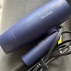 サロニア　ヘアドライヤー