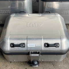 トップボックス GIVI TREKKER DOLOMITI トレ...