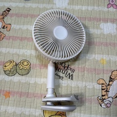 挟めるミニ扇風機