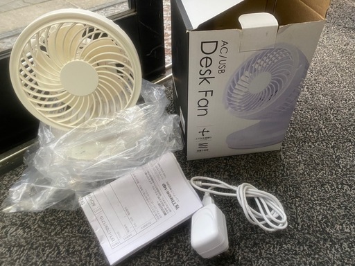新品 未使用  扇風機 卓上扇風機