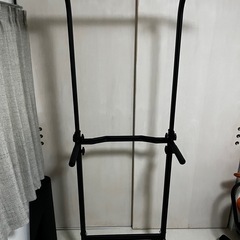 
懸垂マシン