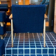 カリモク Kチェア 1シーター ソファ セルビッチデニムリメイクモデルの画像
