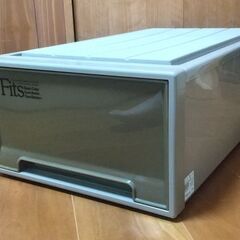フィッツ衣装ケースの画像