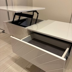 リビングテーブル収納付きの画像