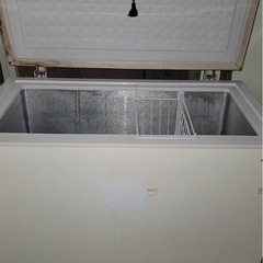 業務用冷凍庫　205Lの画像