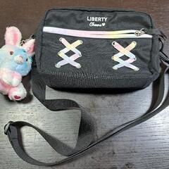 美品　カノンコード　ショルダーバッグ　ポシェット　キッズ　子供