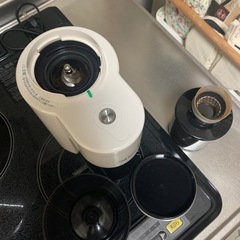 電動コーヒーミル　ヤマダ電機　HERB Relaxの画像