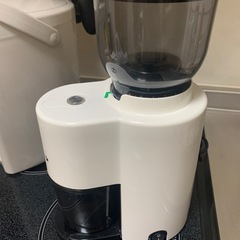 電動コーヒーミル　ヤマダ電機　HERB Relaxの画像